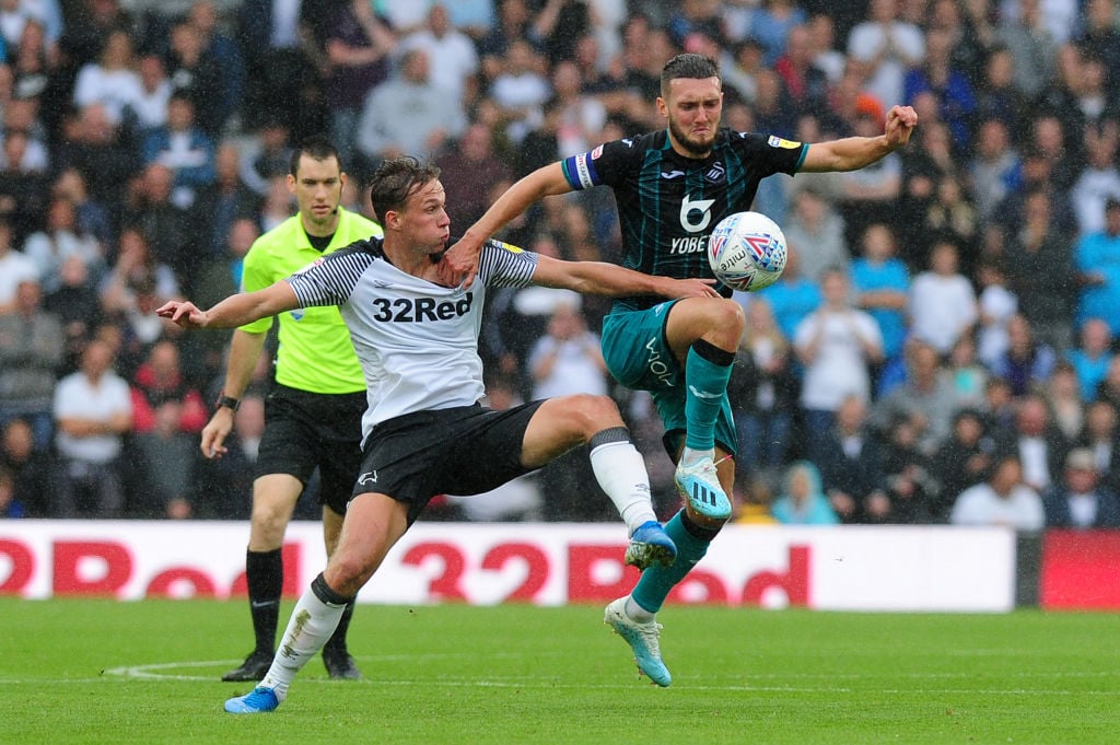 Some Derby County fans want Everton's Kieran Dowell gone amid Jamie Paterson transfer news